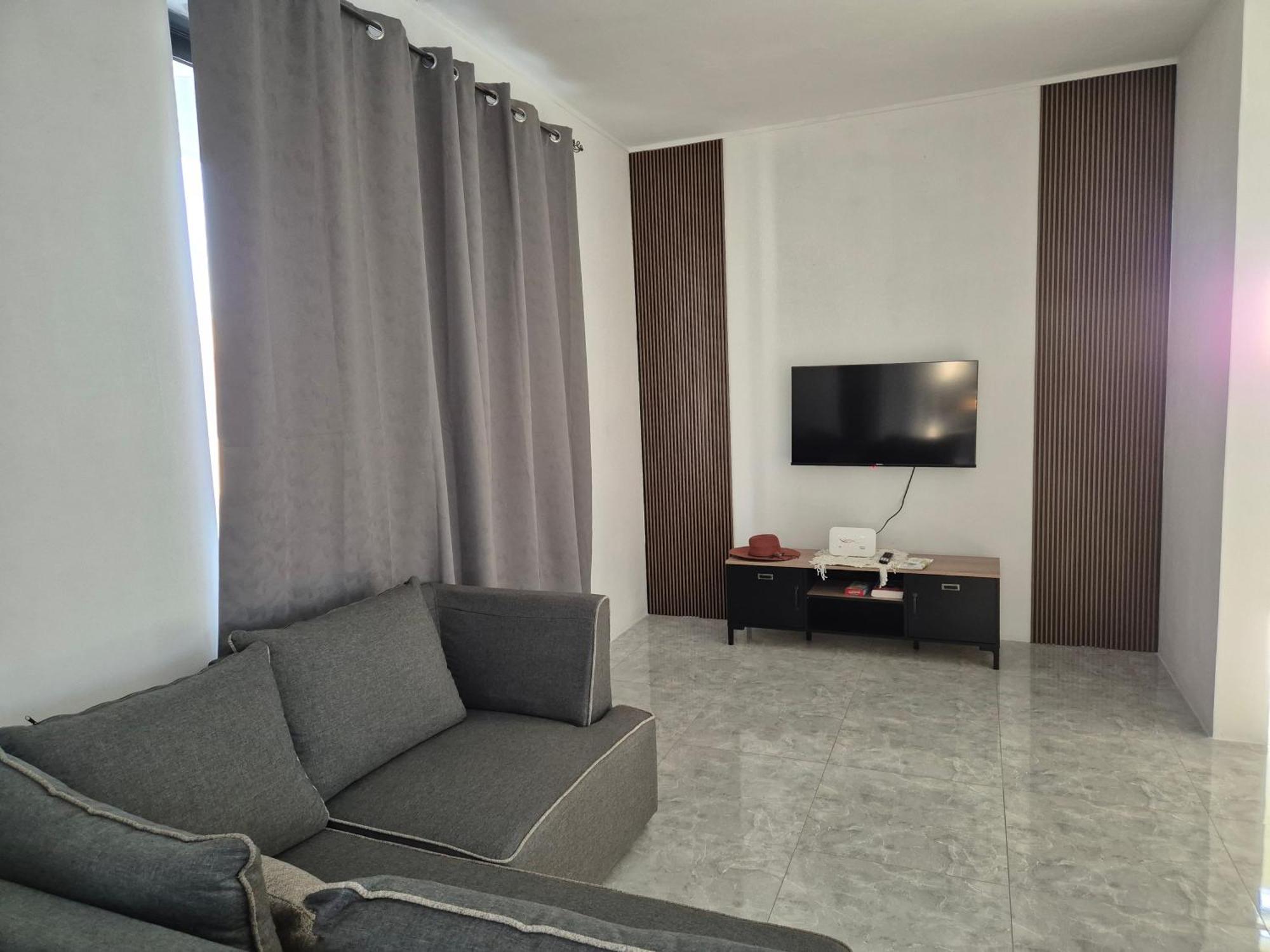 Skyview Apartment- Rooftop Penthouse With Sunset & Sea Views Flic-en-Flacq Habitación foto